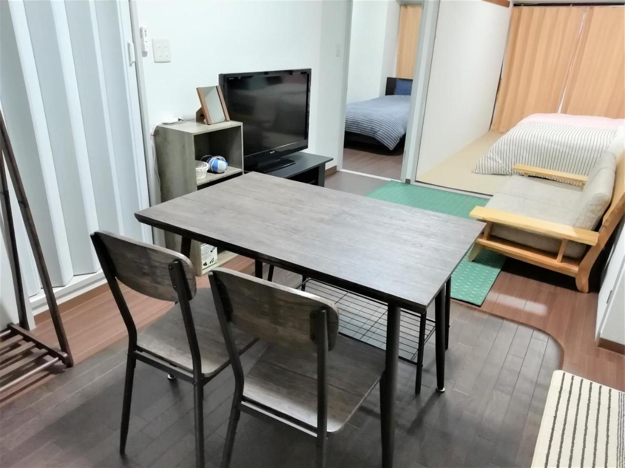 Near Tram Apartment 冈山 外观 照片